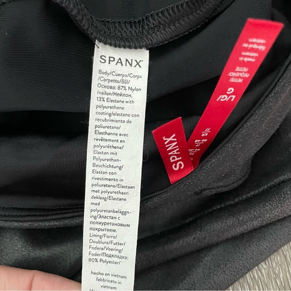 SPANX Faux Leather Black Leggings Size Large - Picture 10 of 10